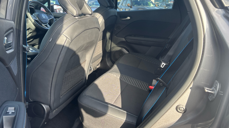 Renault Symbioz 1.6 E-Tech FHEV 145 Iconic Esprit Alpine 5dr Auto Hybrid Estate